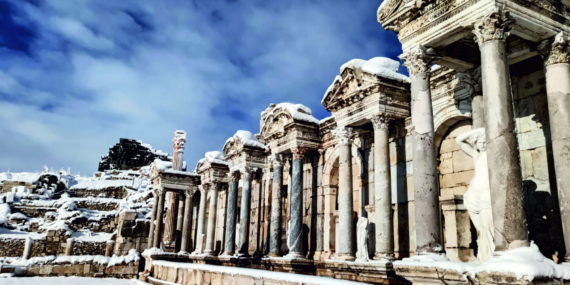 Sagalassos Antik Kenti’ndeki Antoninler Çeşmesi Restorasyonu Orijinal Dokuyu Koruyor