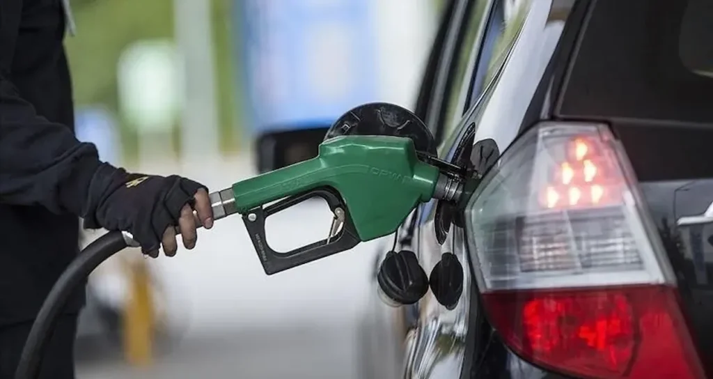 Eşelmobil Sisteminin Sona Ermesiyle Benzine 12 Lirayı Aşan Zam İhtimali Gündemde
