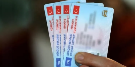 Ehliyet sınavlarında 2027 yılı itibarıyla şehirlerarası yollar ve akan trafik dönemi başlıyor