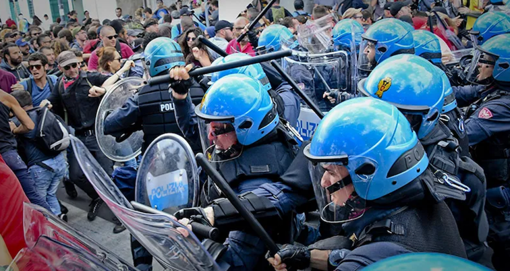 Avrupa'da Artan Protestolar Sonrası Milano, Paris ve Tiran'da Güvenlik Önlemleri Sıkılaştırıldı